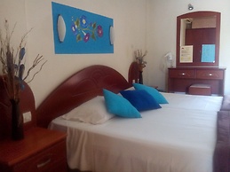 Damia Hotel