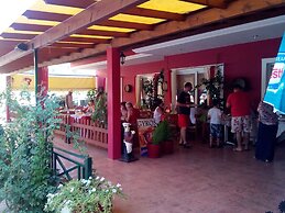 Damia Hotel