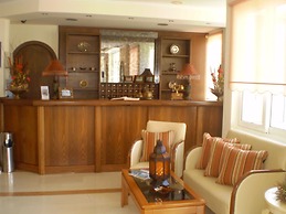 Damia Hotel
