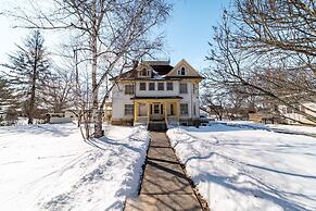 Marmora and Lake Inn