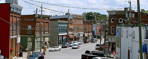 Marmora and Lake Inn