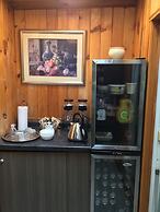 Marmora and Lake Inn