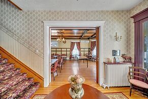 Marmora and Lake Inn