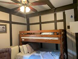 Marmora and Lake Inn