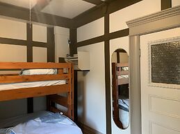 Marmora and Lake Inn