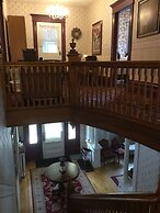 Marmora and Lake Inn