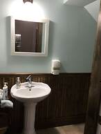 Marmora and Lake Inn