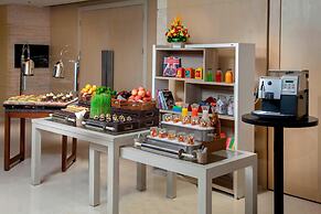 Courtyard By Marriott Bali Seminyak Resort