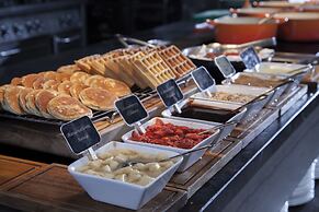 Courtyard By Marriott Bali Seminyak Resort