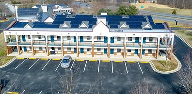 Executive Inn And Suites