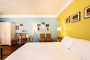 Ocean Island Garden Suites