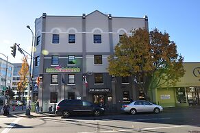 Ocean Island Inn Backpackers Suites - Hostel