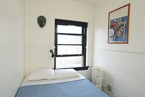 Ocean Island Inn Backpackers Suites - Hostel