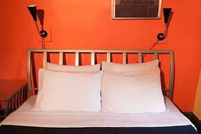 Ocean Island Inn Backpackers Suites - Hostel