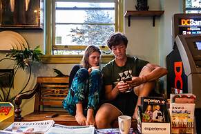 Ocean Island Inn Backpackers Suites - Hostel