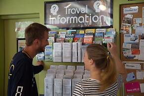 Ocean Island Inn Backpackers Suites - Hostel