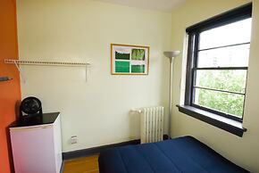 Ocean Island Inn Backpackers Suites - Hostel