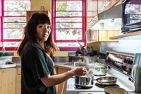 Ocean Island Inn Backpackers Suites - Hostel