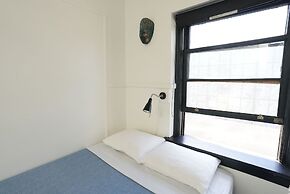 Ocean Island Inn Backpackers Suites - Hostel