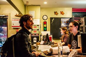 Ocean Island Inn Backpackers Suites - Hostel