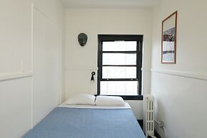 Ocean Island Inn Backpackers Suites - Hostel