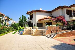 Telmessos Neva Hotel - Halal-Non Alcoholic  Hotel