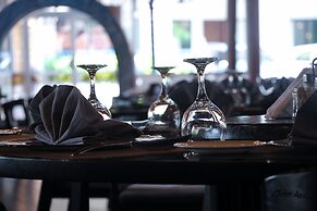 Riviera Taouyah Hotel