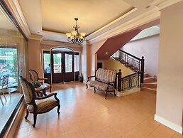 Casa Leticia Business Inn