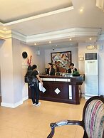 Casa Leticia Business Inn