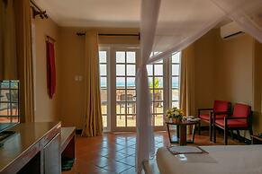 Victoria Nui Sam Lodge