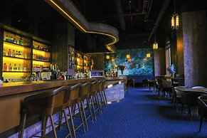 Chinggis Khaan Hotel