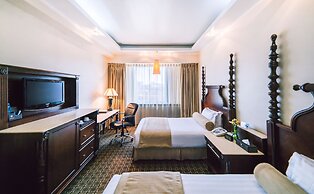 Chinggis Khaan Hotel