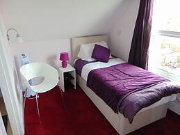 White House View Guest House