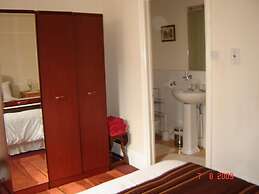 White House View Guest House