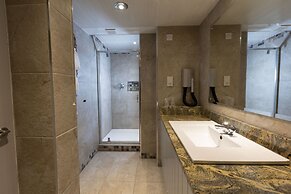 Best Western Manor Hotel