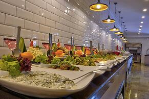 Taç Premier Hotel & Spa