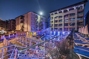 Taç Premier Hotel & Spa