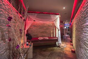 Taç Premier Hotel & Spa