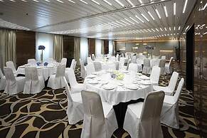 Sunborn Gibraltar Yacht Hotel Resort
