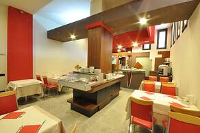 Planet Hotel