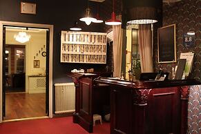 Park Hotel Linköpings Fawlty Towers