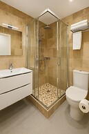 Irin Hotel