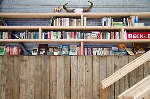 BaseCamp Bonn - Hostel