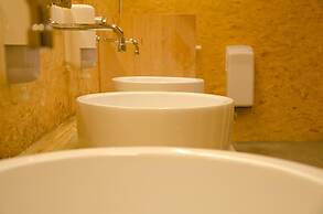 BaseCamp Bonn - Hostel