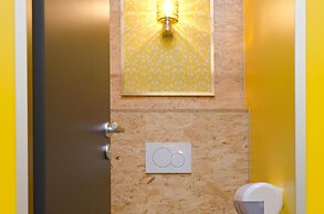 BaseCamp Bonn - Hostel