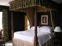 Spread Eagle Hotel and Spa