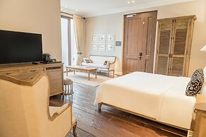 Bastión Luxury Hotel