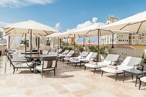 Bastión Luxury Hotel
