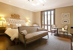 Bastión Luxury Hotel