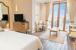Bastión Luxury Hotel
